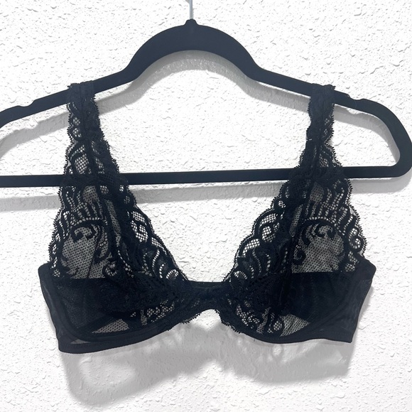 Natori Other - Natori Wireless Convertible Bra 36B